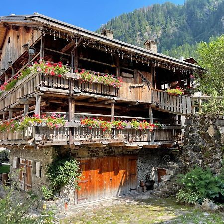Chalet Sottoguda ロッカ・ピエートレ エクステリア 写真